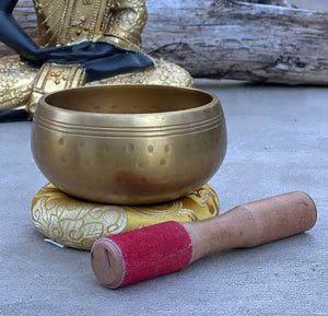 Tibetan Gong Meditation Singing Bowl Complete Set: Medium