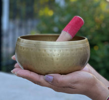 Tibetan Gong Meditation Singing Bowl Complete Set: Medium