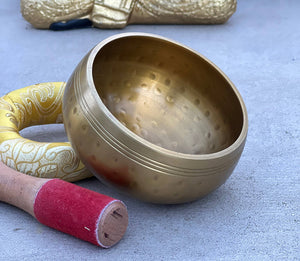 Tibetan Gong Meditation Singing Bowl Complete Set: Medium