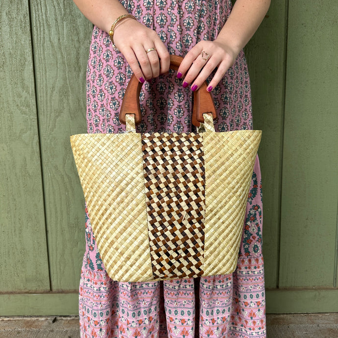 Two Tone Lauhala Wooden Handle Bag