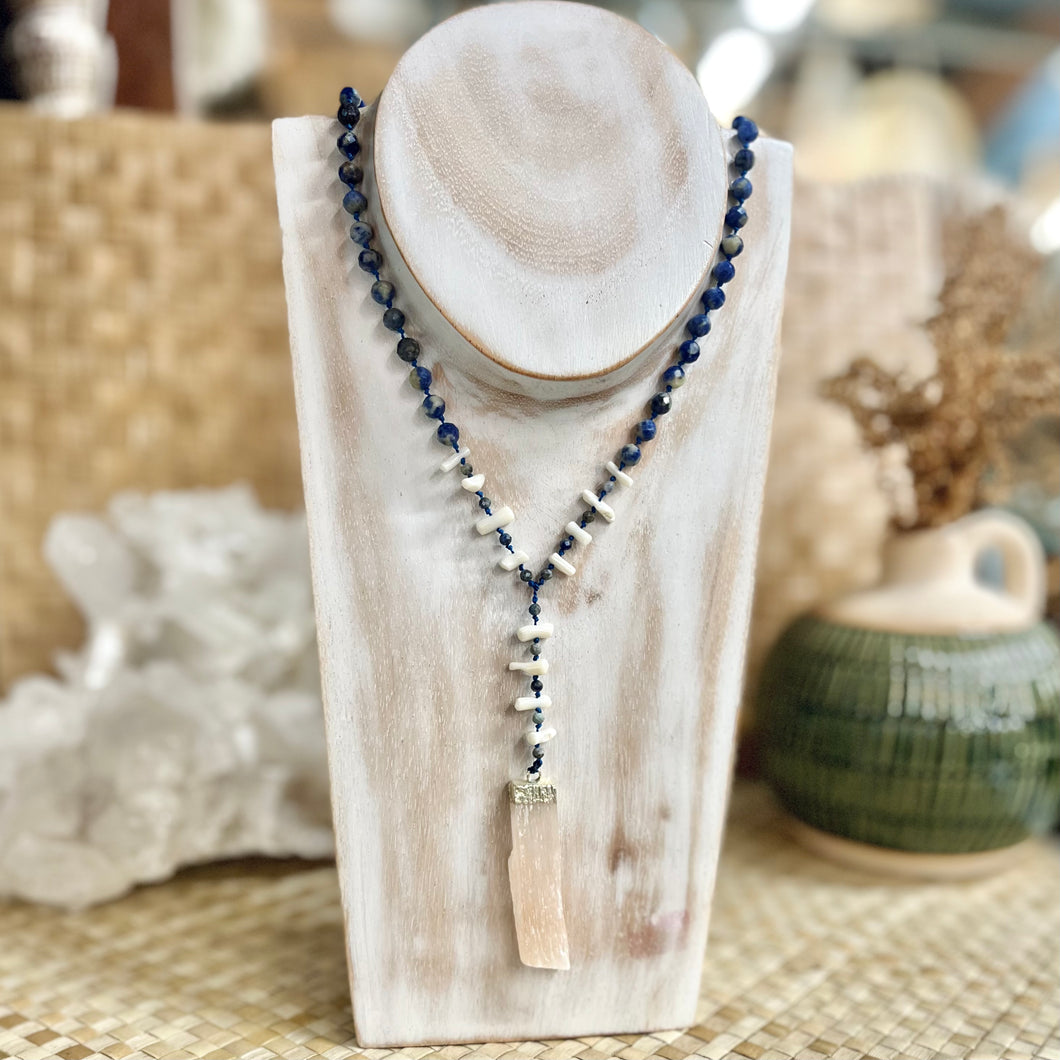 Lanai Atelier - Selenite Pendant Necklace with Sodalite Beads