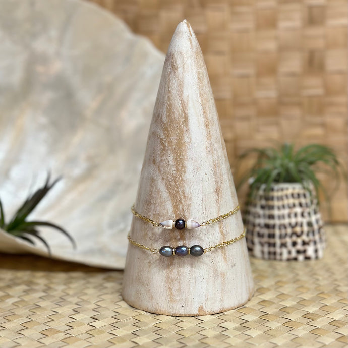 Driftwood dreams- Cone Shell & Pearl Bracelet