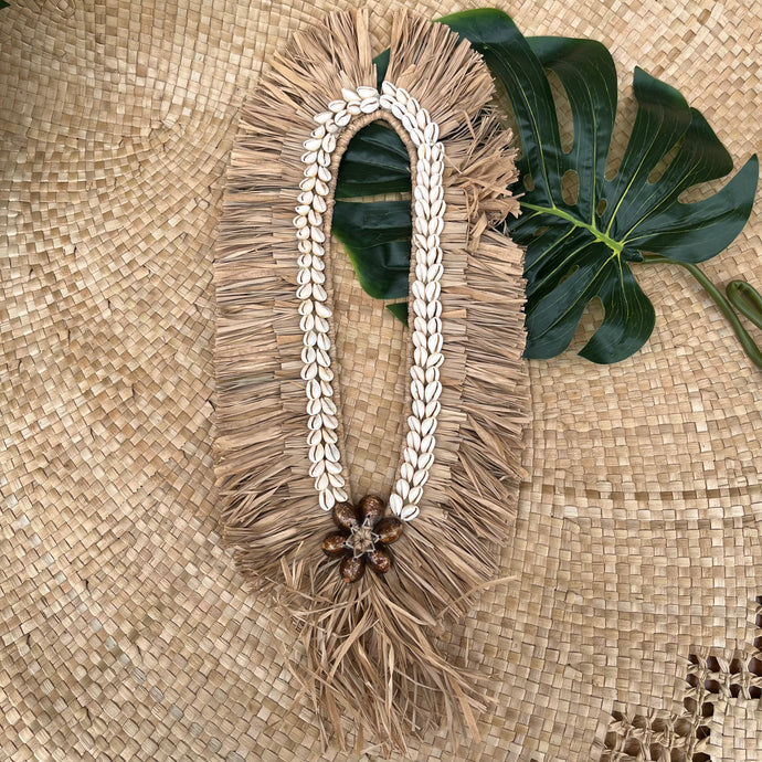 Raffia Cowrie Necklace