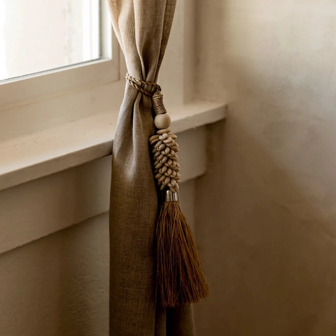 Small Adrian Raffia Tassel