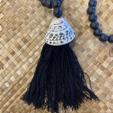 Medium Black Wooden Beaded Shell Necklace