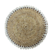 Rattan Placemat With Shell - Natural