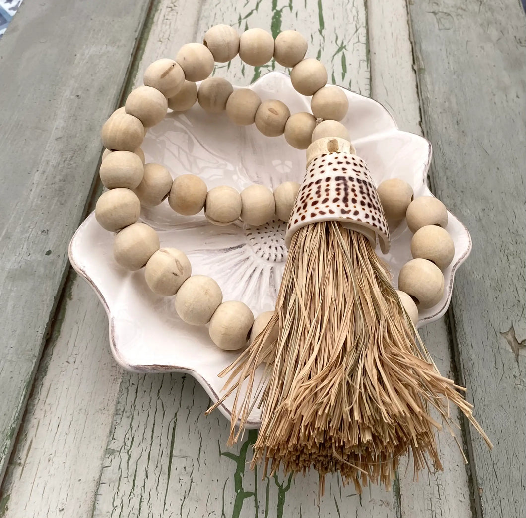 Medium Natural Wooden Beaded Shell Necklace